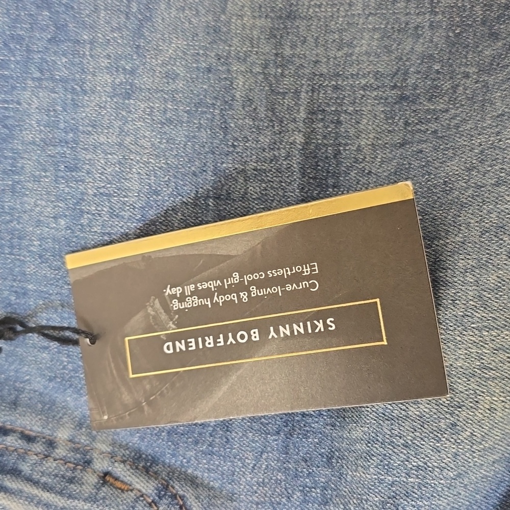 Refuge Distressed Skinny Jeans Sz 4 NWT Blue See Pics - Picture 6 of 6
